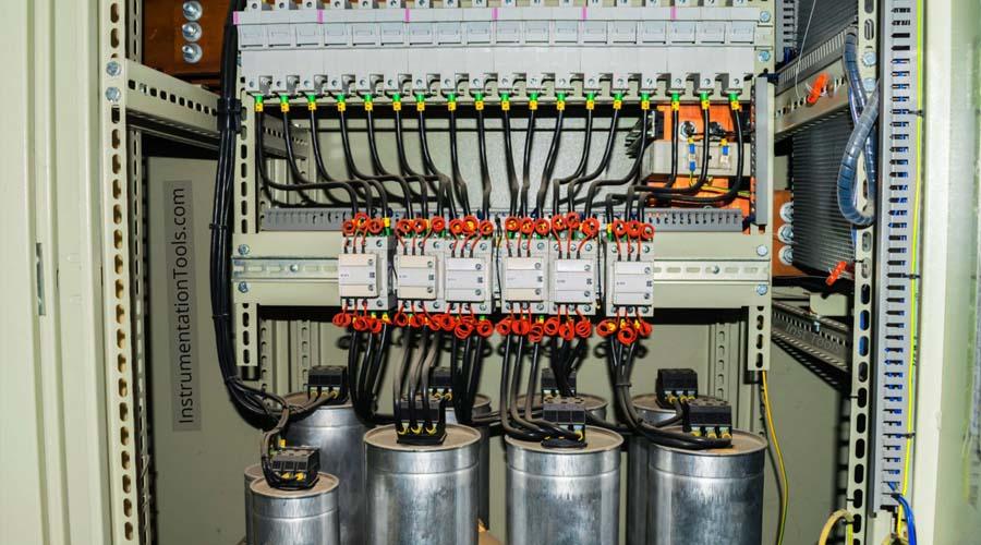 You are currently viewing Cara Kerja dan Manfaat Perbaikan Power Factor Capacitor Bank